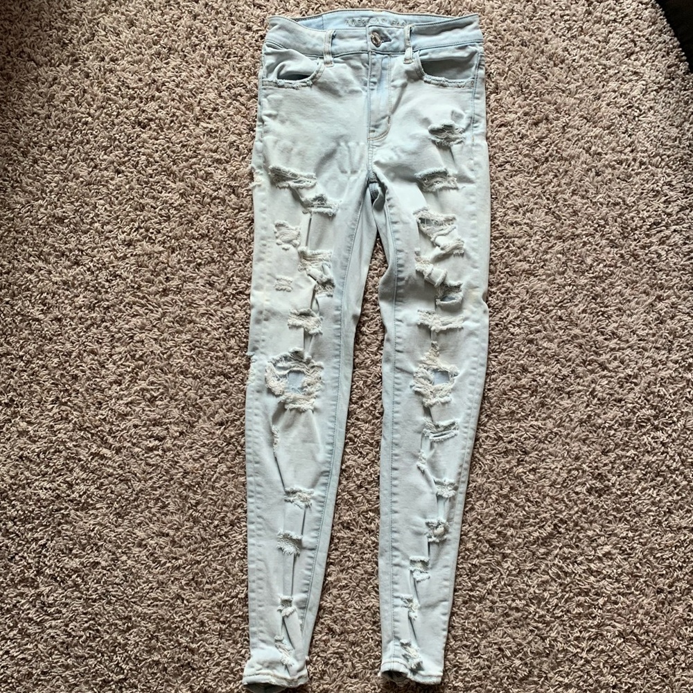 super light washed american eagle ripped jeans